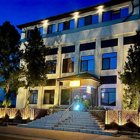 Escape Pensiune Bechet Exterior photo